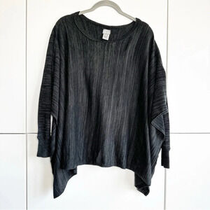 Converse One Star Sweater Poncho Dark Gray Size Medium Long Sleeve Split Hem